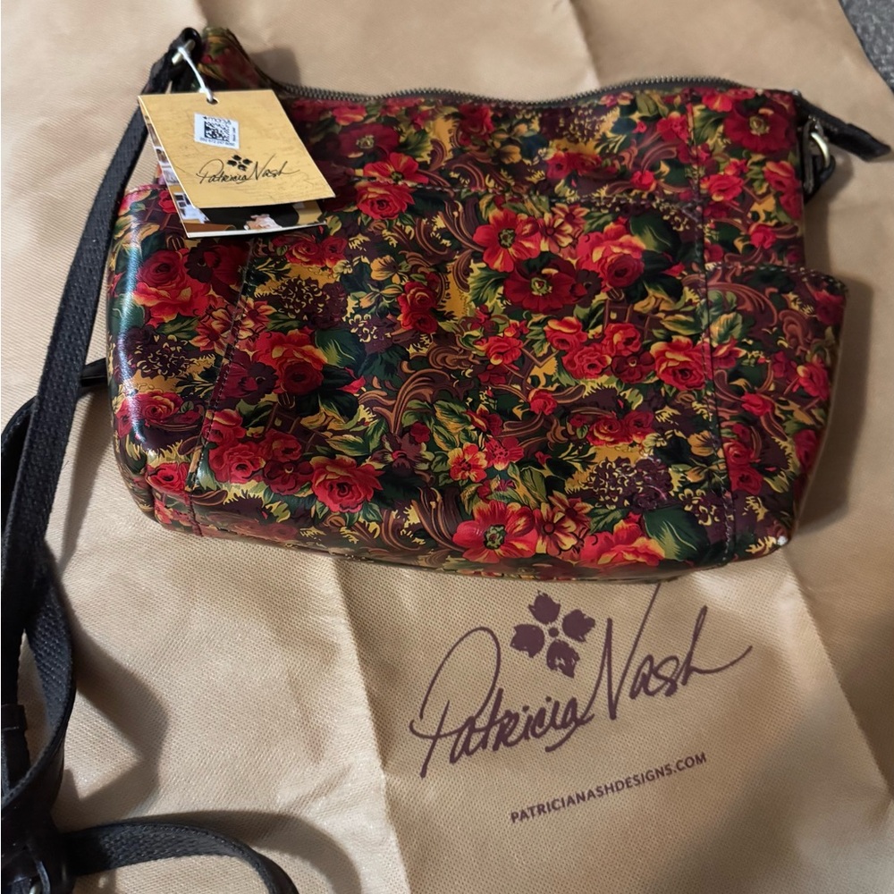 NWT PATRICIA NASH Floral Shoulder Bag with Red and Green Accents
